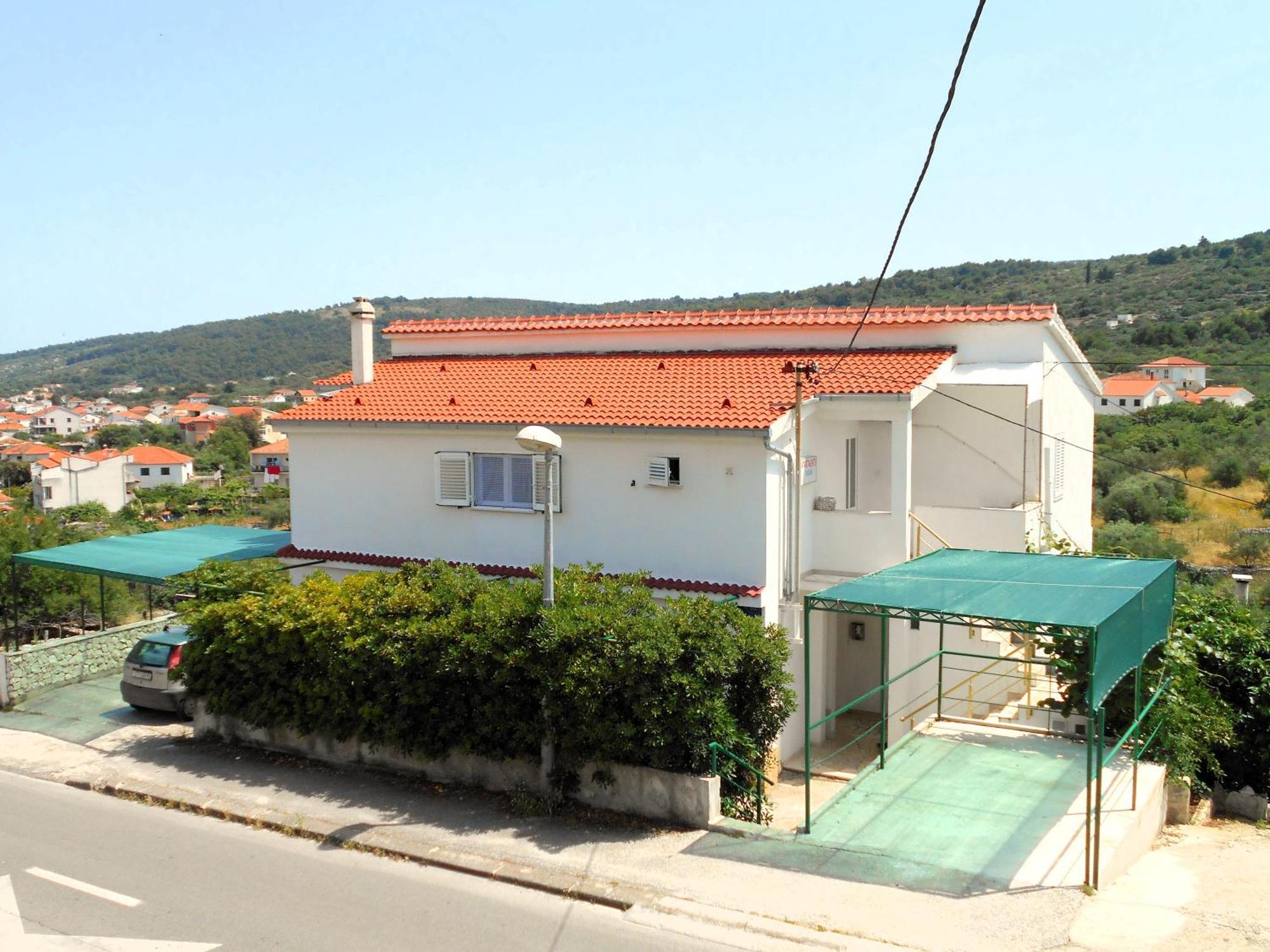 Apartments Boa Слатине Екстериор снимка